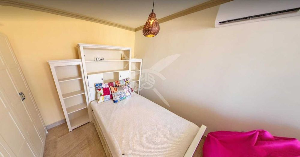 Продава се Четиристаен апартамент в Несебър - 470 кв.м за 820 €/кв.м - Снимка #2
