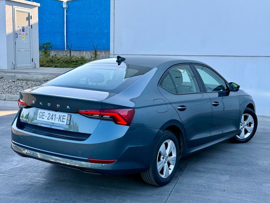 Skoda Octavia 4, cutie automata, bord digital