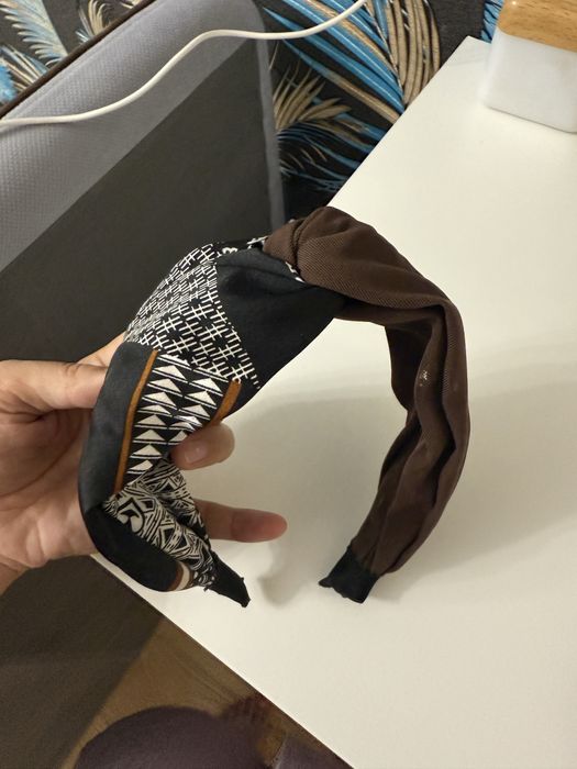 Ободок и заколка, косметичка