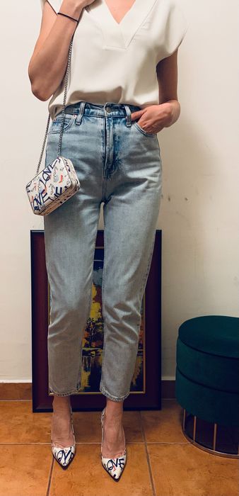 Pantofi KAZAR stiletto cu imprimeu alb-albastru, mărimea 37, toc 10 cm