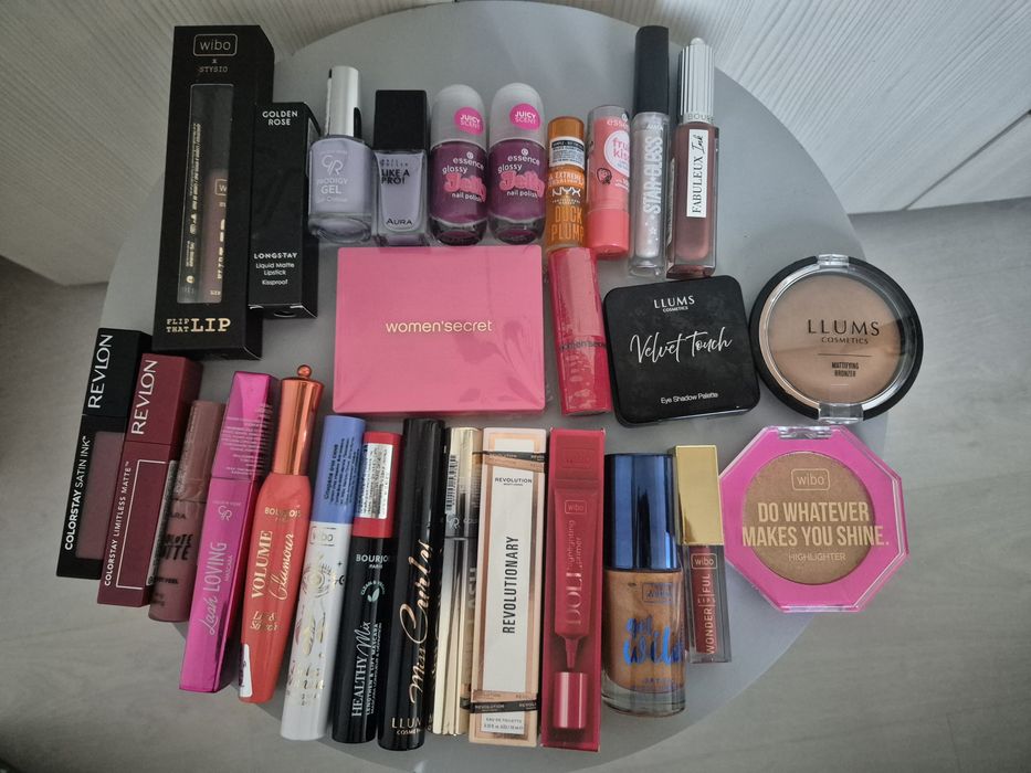 Гримове Wibo, Revlon, Esense, GR, Aura, Burjoa