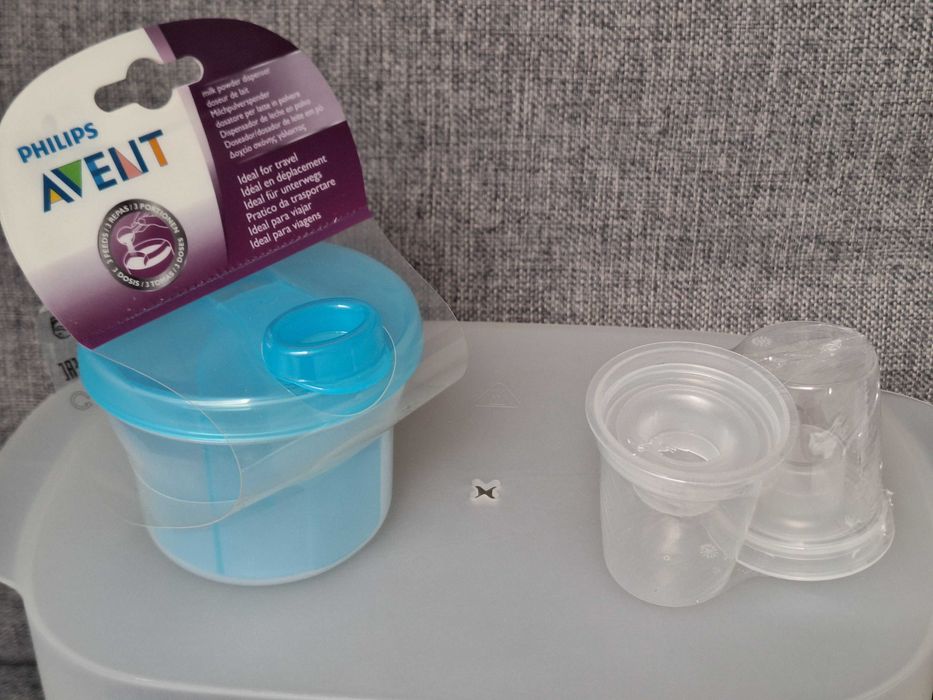 Sterilizator si incalzitor Tommee Tippee plus cadouri