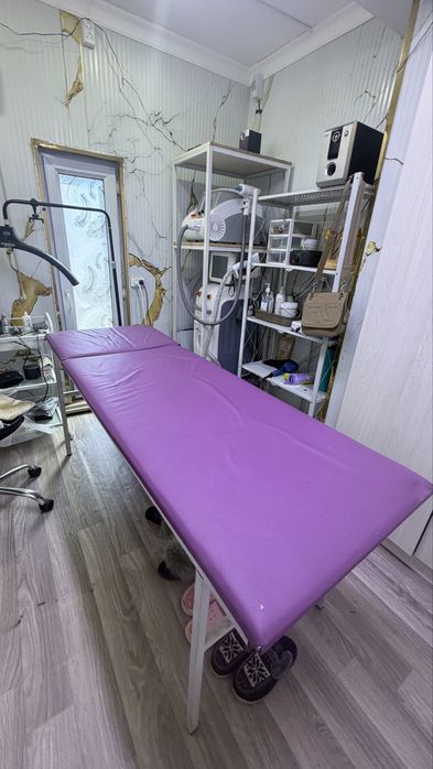 Кушетка для салона красоты