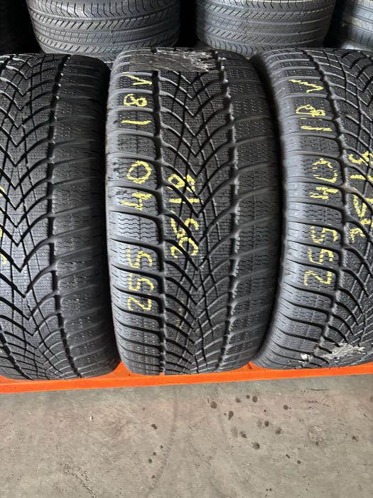 Anvelope Iarna 255/40/18 si 225/45/18 Dunlop SP Winter Sport 4D 255 40 18 225 45 18 R18
