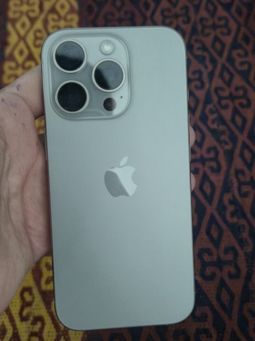 Iphone 16 pro состояние отличное