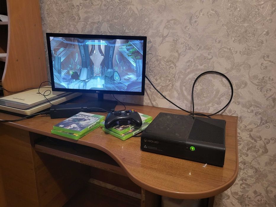 Xbox 360 E, не прошит