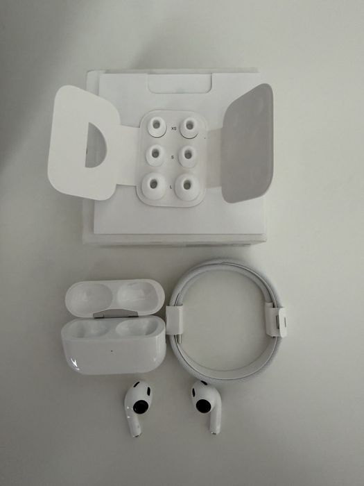 AirPods Pro 2 USB-C, ca noi, garanție eMAG, factură, complete în cutie