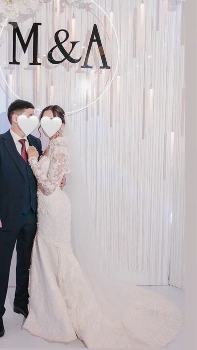 Продаю свадебное платье со шлейфом