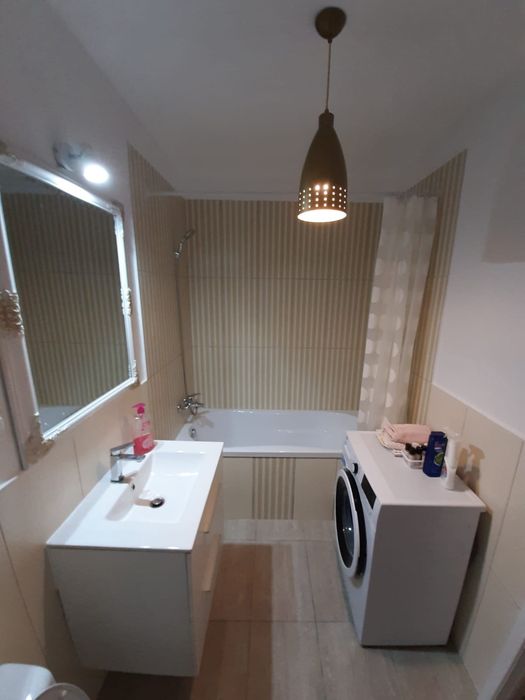 Inchiriez apartament 3 camere zona marasti