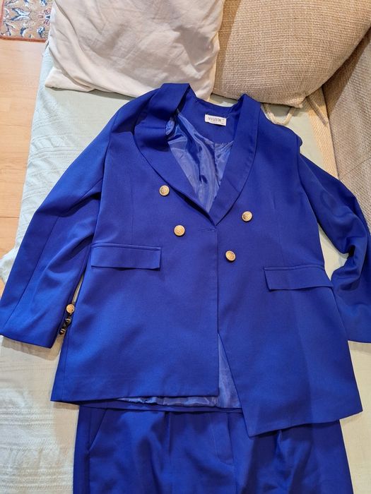 Costum dama elegant