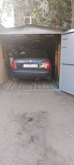 Продам 2 металлических гаража