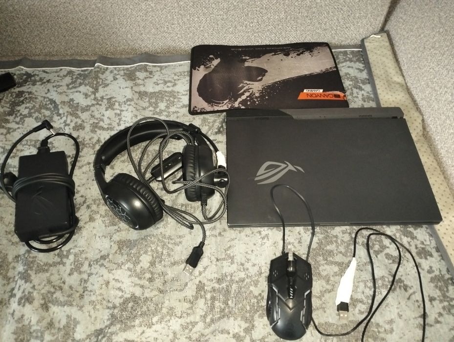 Ноутбук asus rog strix G513