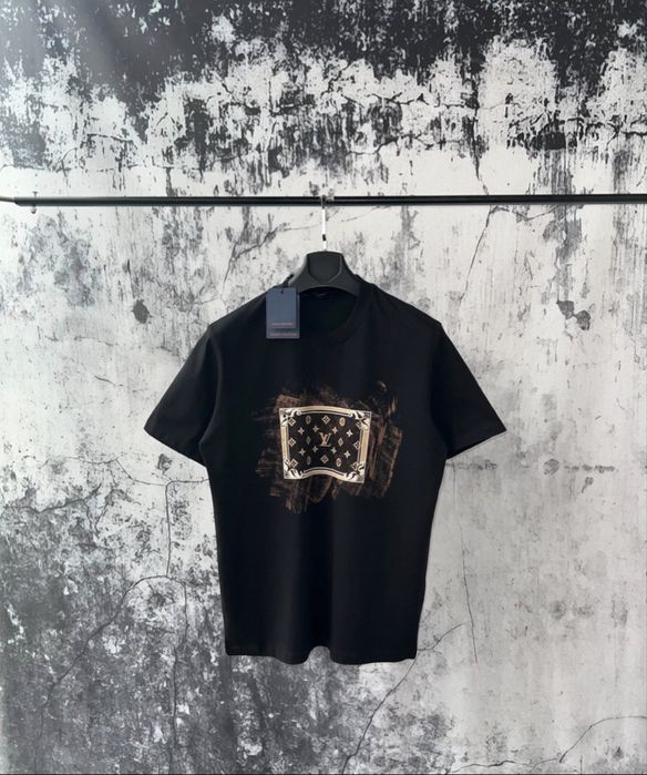 Tricou  Louis Vuitton calitate premium