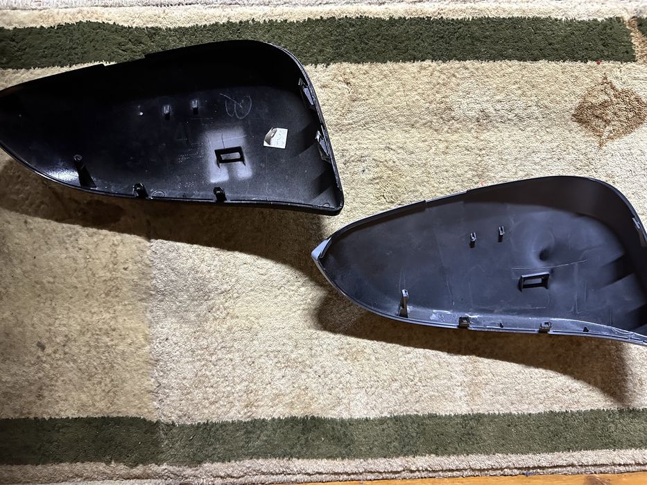 Боковое зеркало Rav4