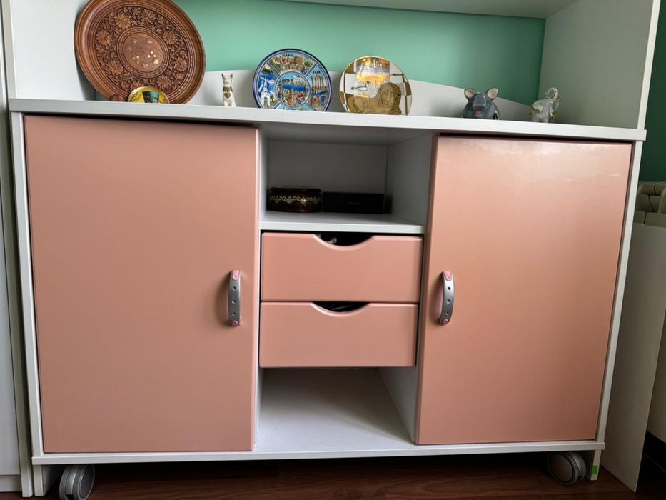 Спальный Гарнитур для девочек. Мебель.