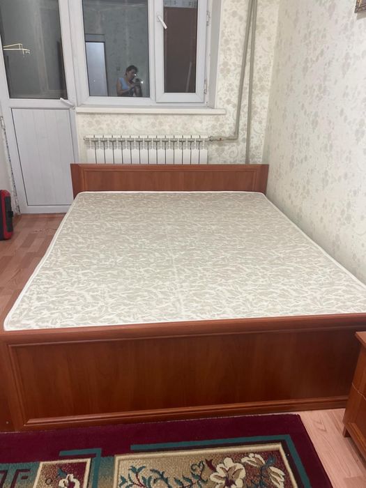 Шкаф, кровать, тумбочка