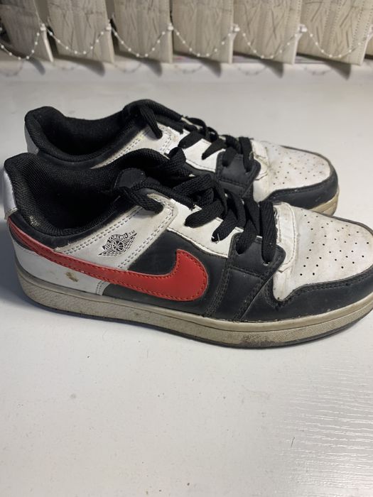 кроссовки Nike Air Jordan Low 35 размер