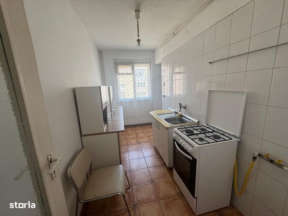 Apartament de renovat, 80mp, bloc cu lift, Sibiu