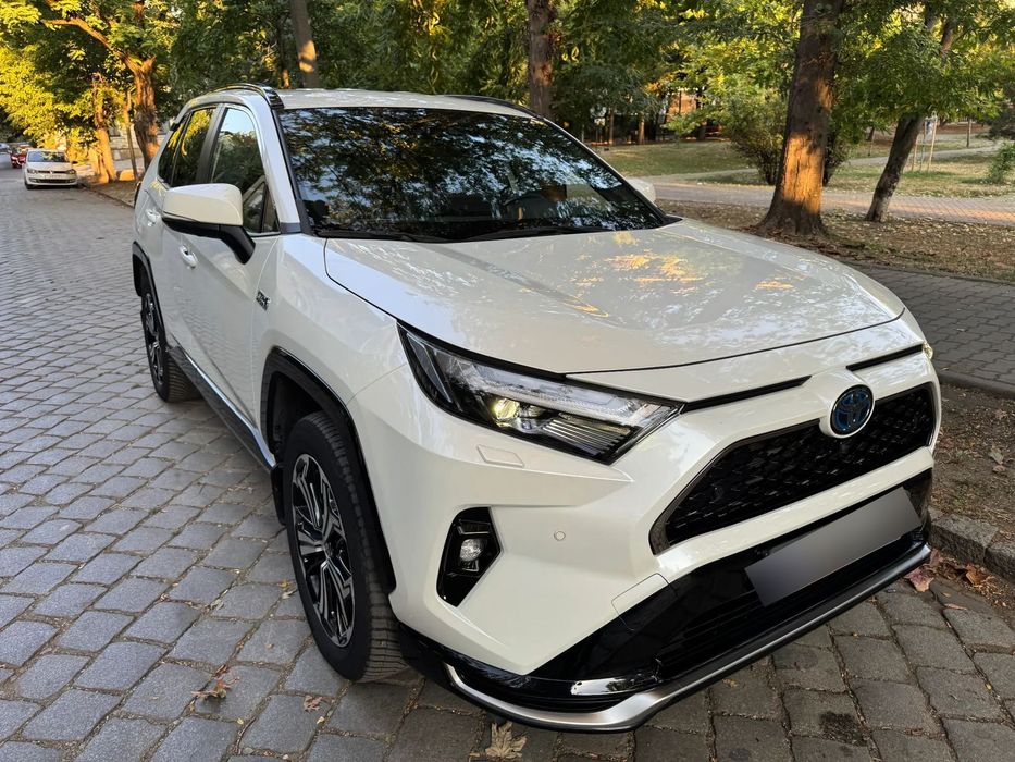Toyota RAV4 Unic proprietar | 16.878 km | Garantie Toyota 2028 | Istoric complet