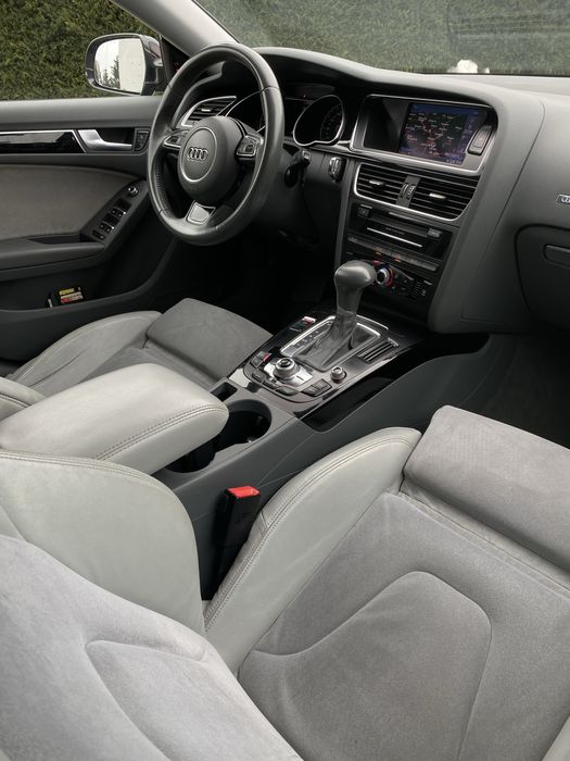 A5, 2014, Interior Alcantara side assit moduri de condus folloe me home