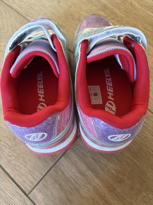 Vand Heelys -pantofi cu roti