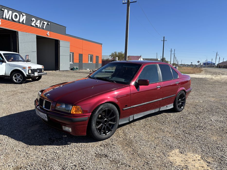 Продам бмв е36 состояние отлично