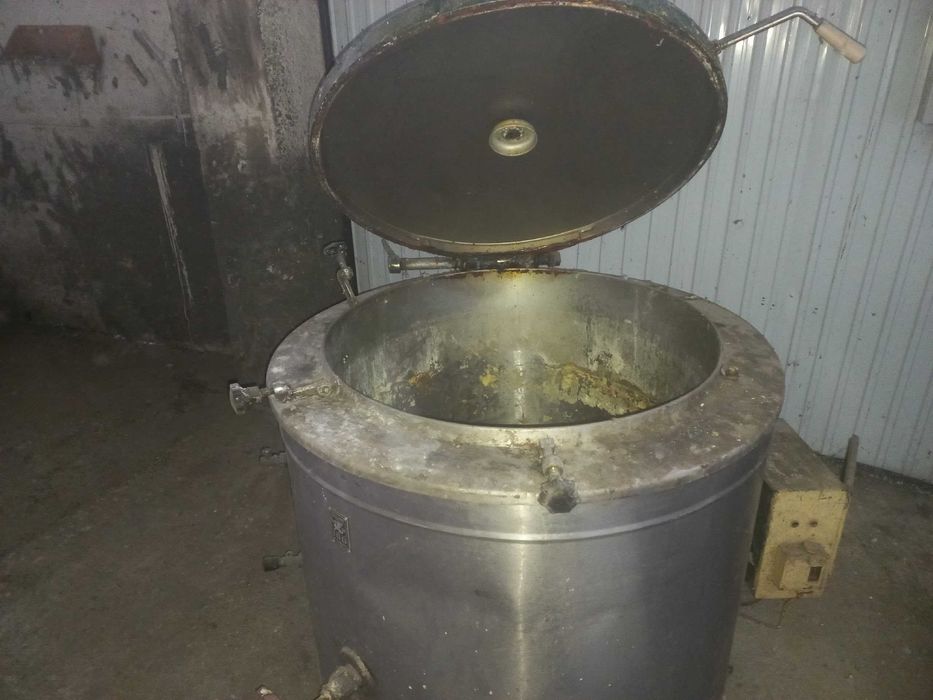 Продам печь котел ( Жиротопка)