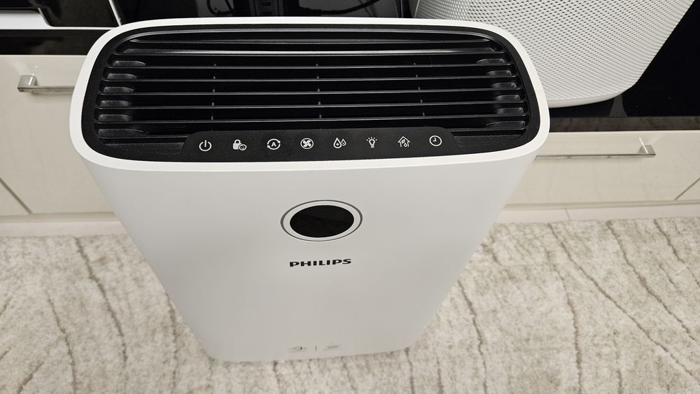 Очиститель и увлажнитель воздуха Philips
