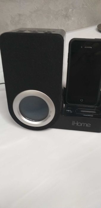 Сотовый телефон. Айфон 4.