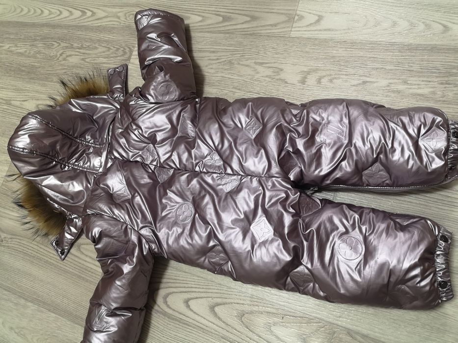 Детский зимний комбинезон