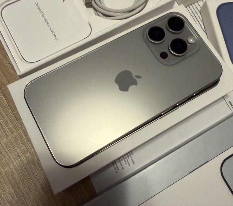 iPhone 15 Pro Natural Titanium 128GB