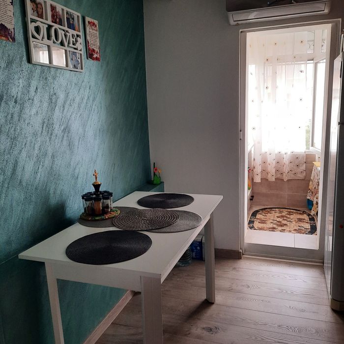 Inchiriez apartament