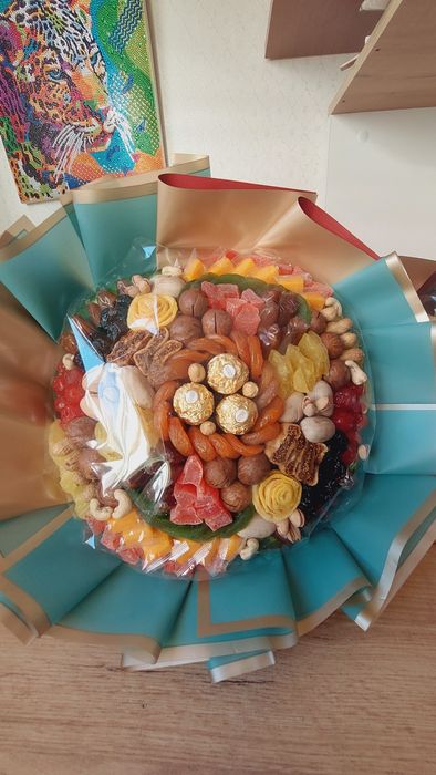 Букет из сухофруктов