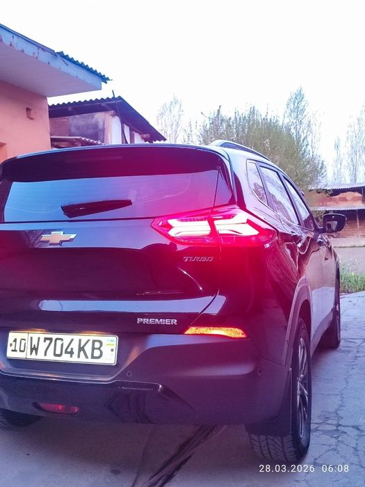 Trekr sotiladi srochna