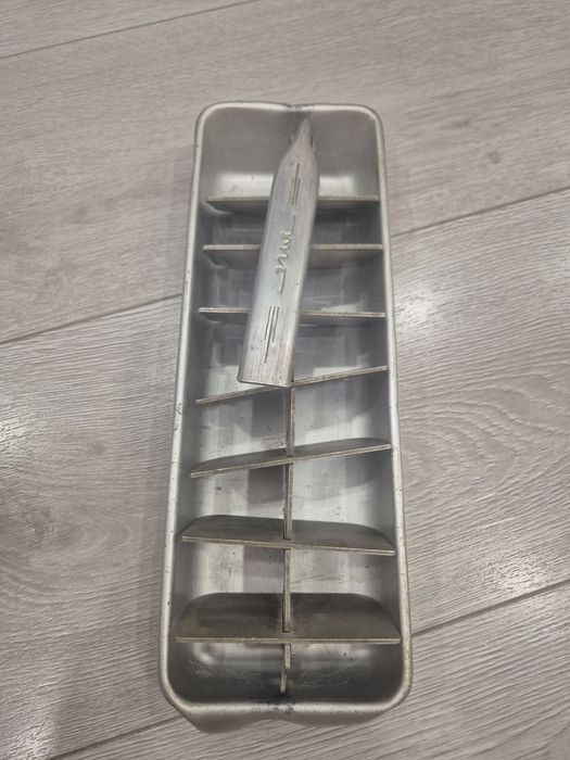 Форма для льда из алюминия