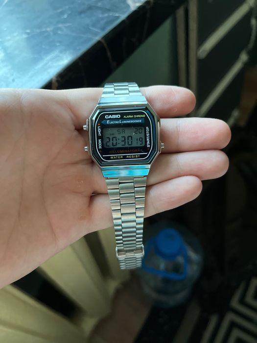 Наручные часы Casio A168WA-1WSDF