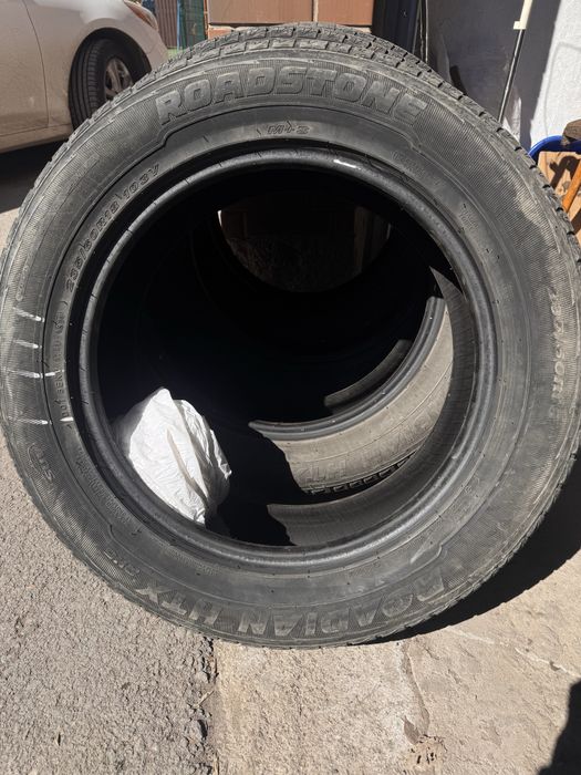 Продаю шины летние на 18