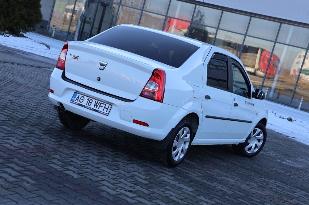 Dacia Logan benzina +gpl unic proprietar