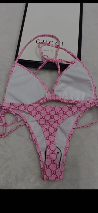 Costum de baie chilot tanga Gucci,   Fend*, Louis Vuitton