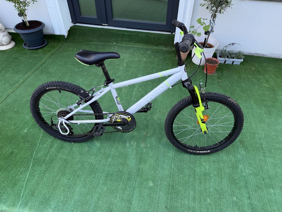Bicicleta pentru copii