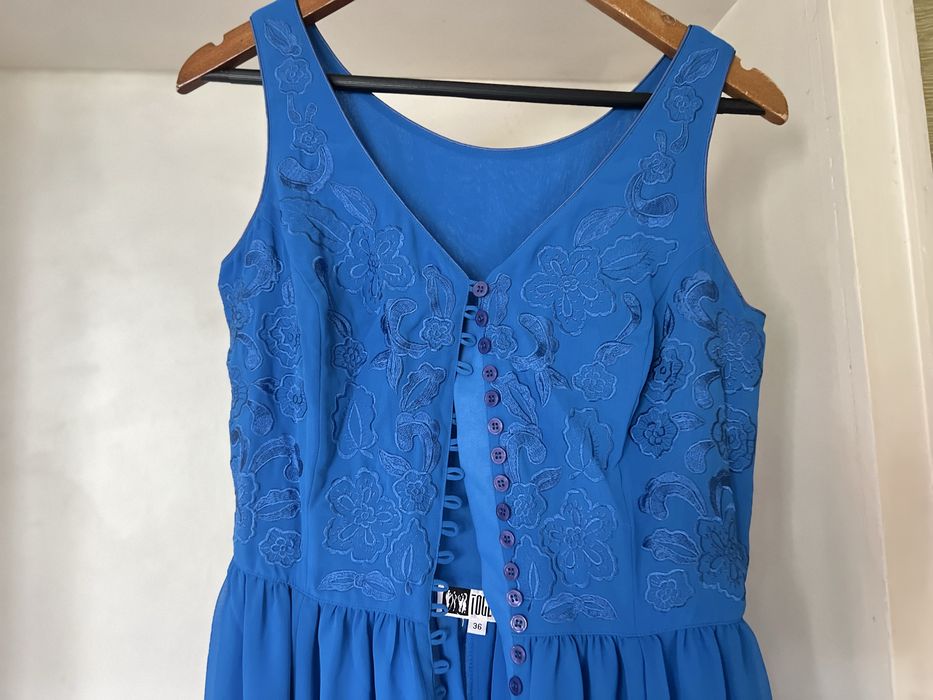 Синя дамска рокля