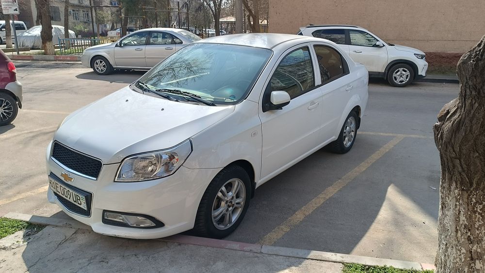 Nexia3 avtomat яхши холатда