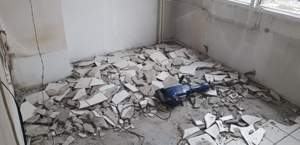 Транспортни и хамалски услуги кърти,чисти и извозва