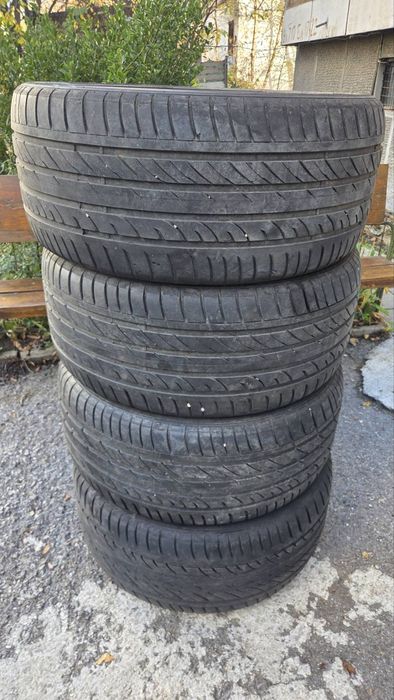 Гуми 295/35/21 като нови