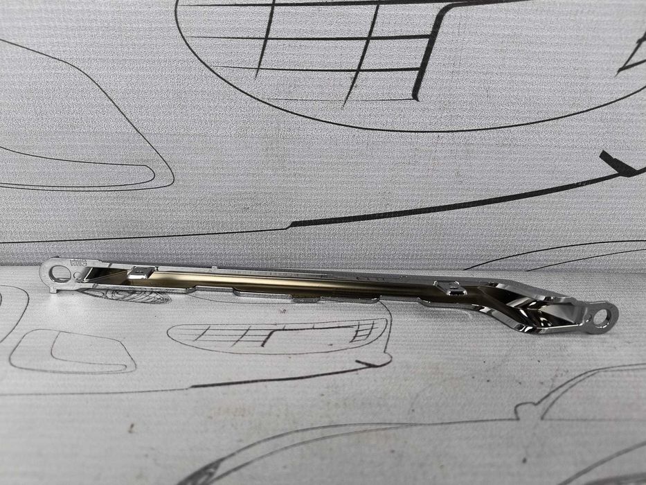 Ornament Bară Față Cromat Dreaptă Renault Megane IV 2021 / 2016-2022 Cod OEM 623868106R (5A3)