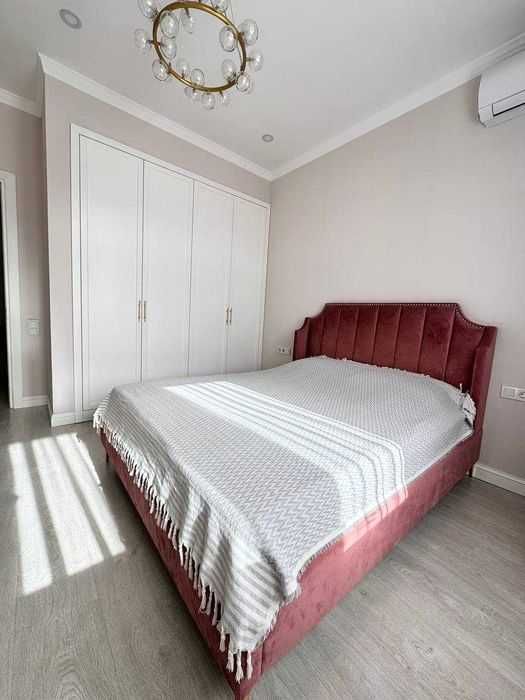 Hi-Tech 3-х комнатная квартира в элитном жилом комплексе Parisien!!!