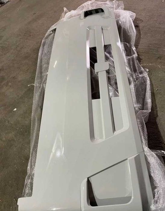 Панель КАМАЗ облицовки радиатора интегральная (рестайлинг), БЕЛЫЙ