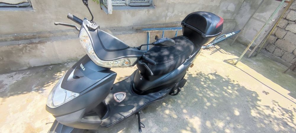 Yadeya Электро скутер LIFEPO4 (литий)