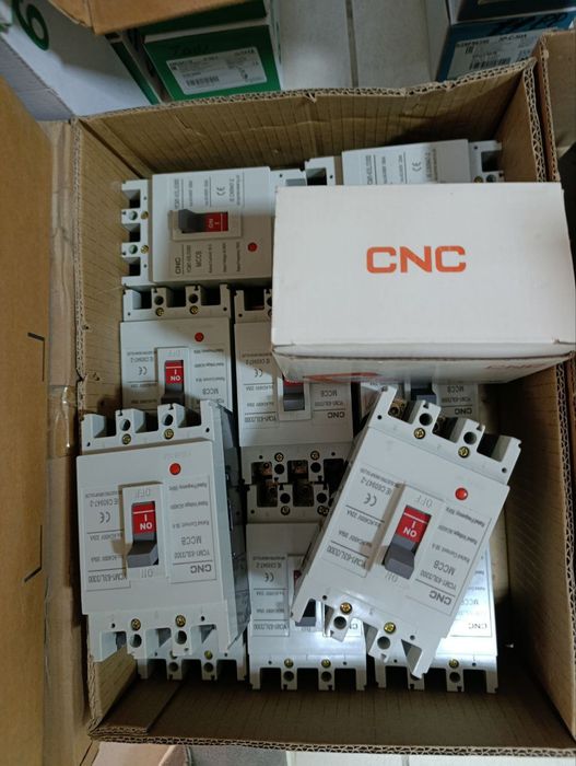Продам автоматы от CNC