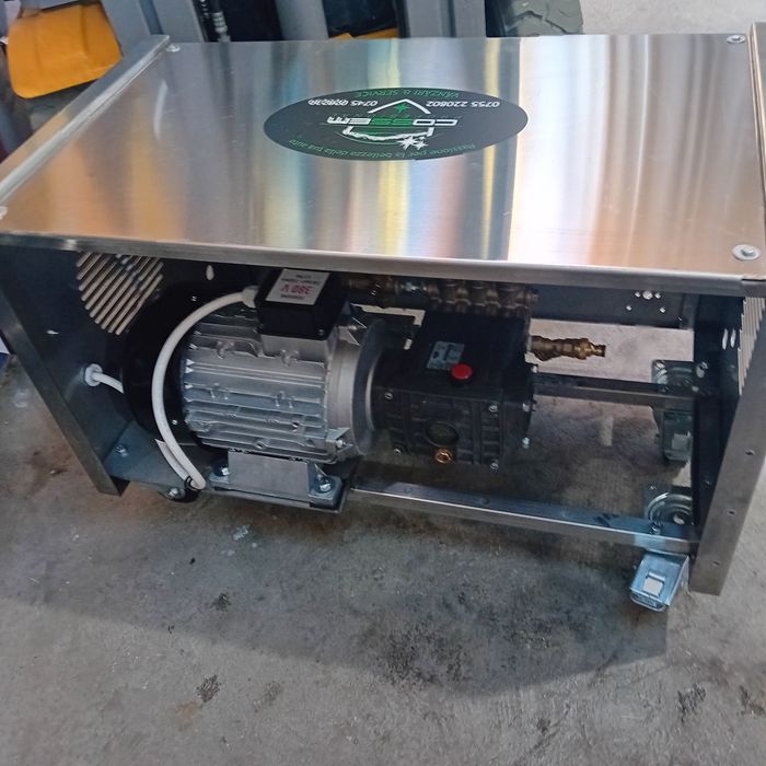 Aparat spalat cu presiune Mazzoni 250 bar 15l motor 5.5 kw Full inox